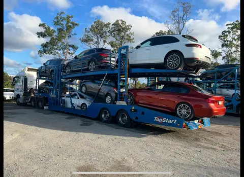 Auto Mover Multi-Level Car Carrier Transporting Vehicles