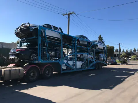 Auto Mover Double-Deck Car Carrier Loading Multiple Vehicles