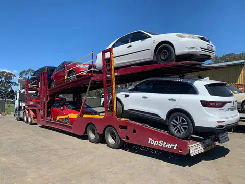 Auto Mover Multi-Deck Car Carrier Loaded with Sedans