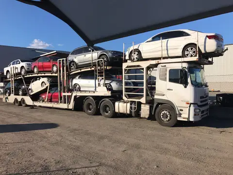 Auto Mover Multi-Deck Car Carrier Loaded with Vehicles