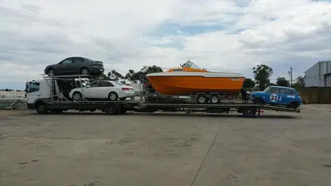 Auto Mover Multi-Load Transport: Cars and Boat